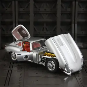 1:24 Jaguar E-Type Diecast Model 13 Saed596af7d9e4ee6acff83a4cbd50807w