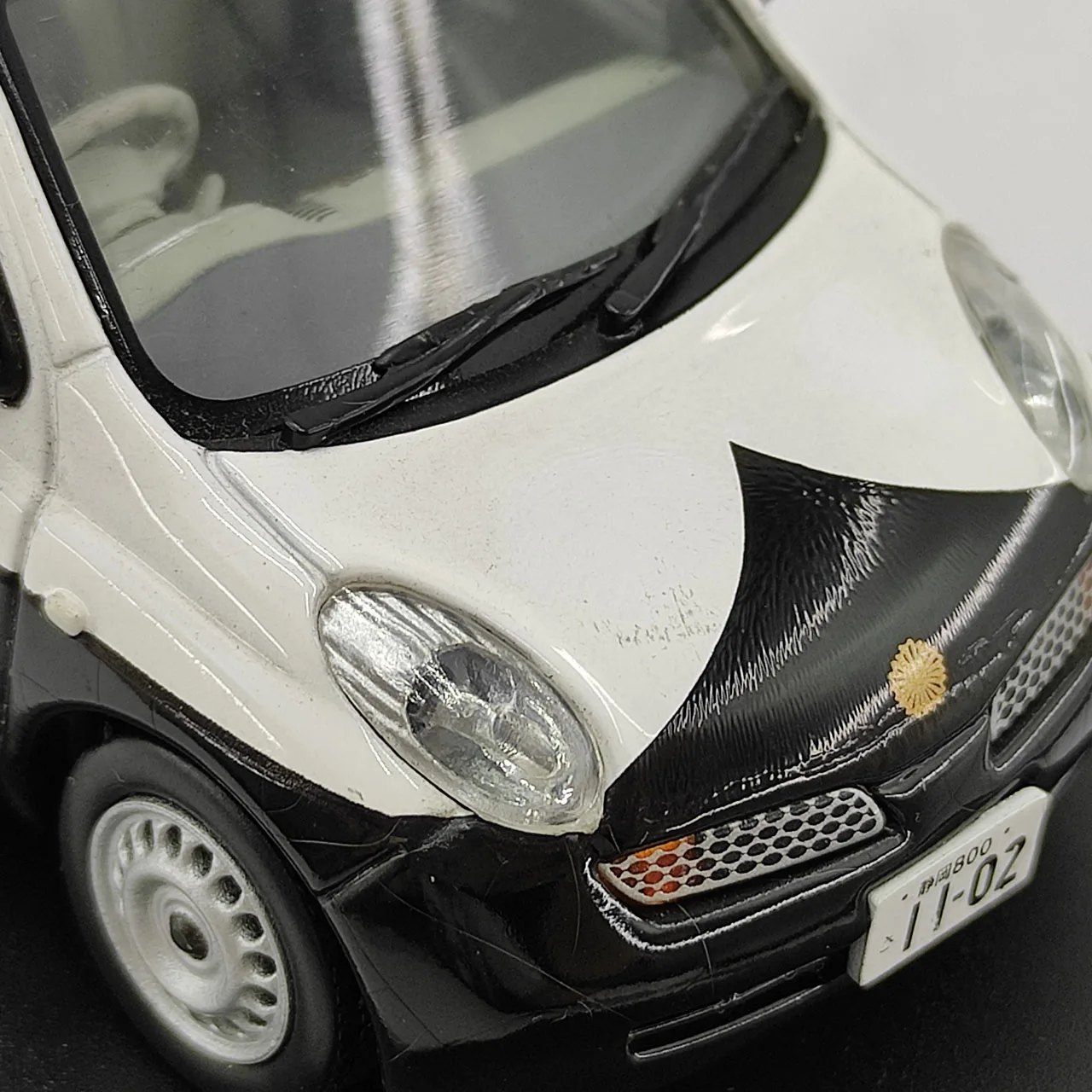 1:43 Scale Vintage Police Car Model 7 1:43 Scale Vintage Police Car Model - Image 7