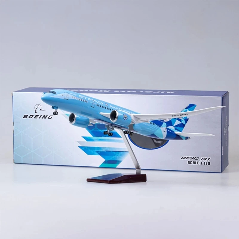 Etihad Boeing 787 Diecast Model with LED 3 Etihad Boeing 787 Diecast Model with LED - Image 3