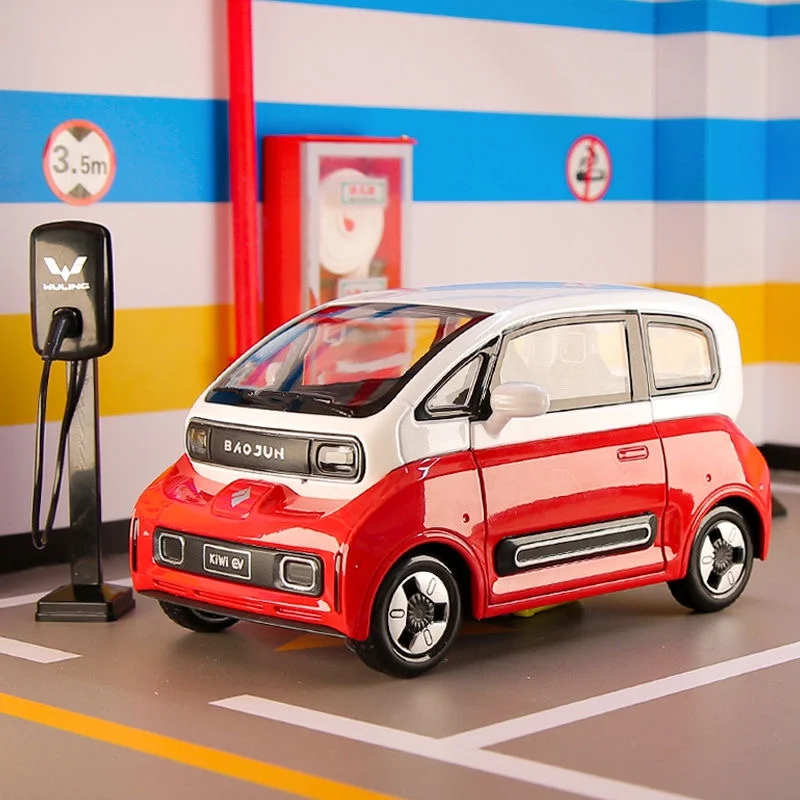 BAOJUN Mini EV 1:24 Diecast Model with Charging Station 3 BAOJUN Mini EV 1:24 Diecast Model with Charging Station - Image 3
