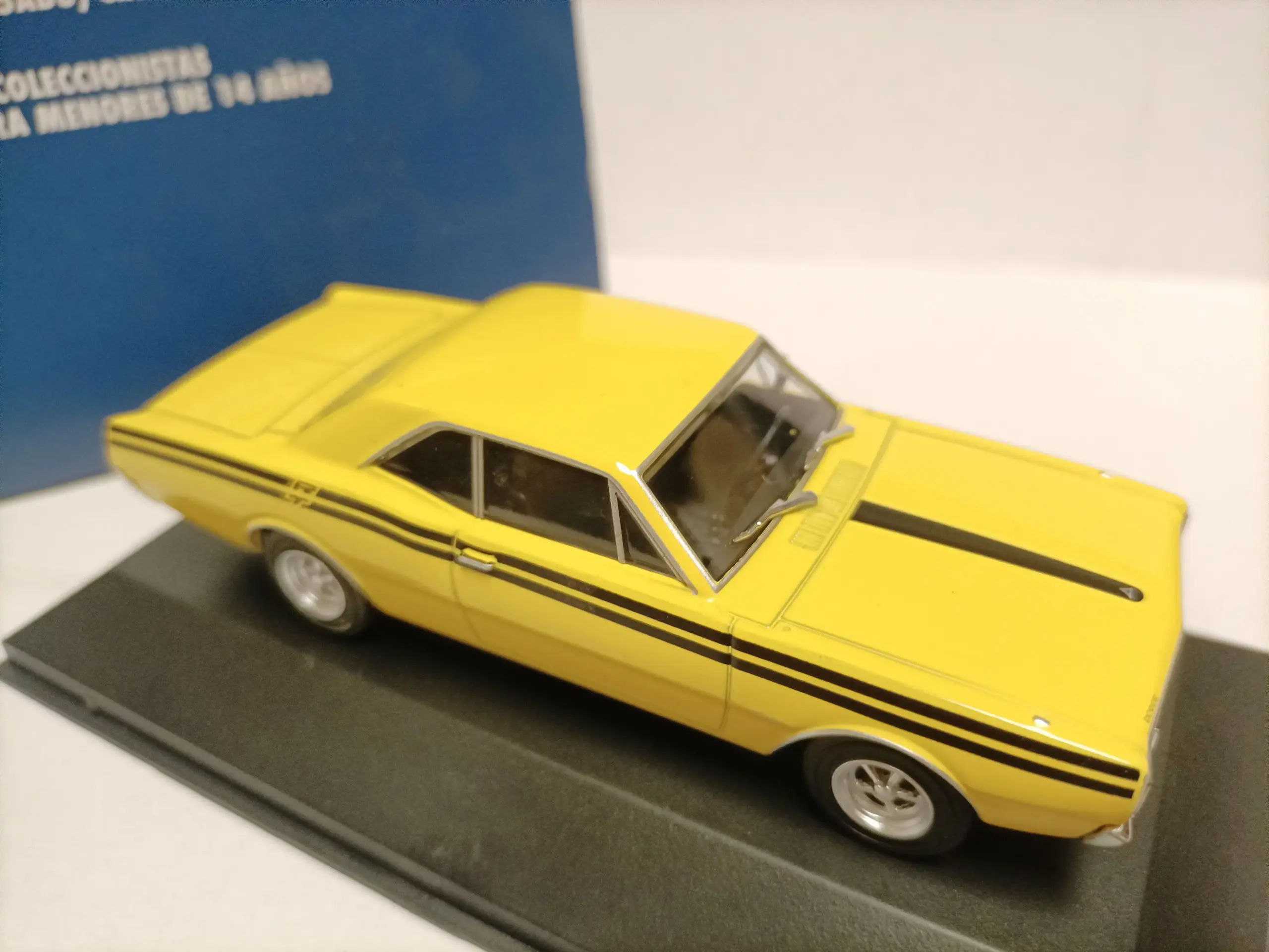 1974 Dodge Polara RT Diecast Model 4 1974 Dodge Polara RT Diecast Model - Image 4