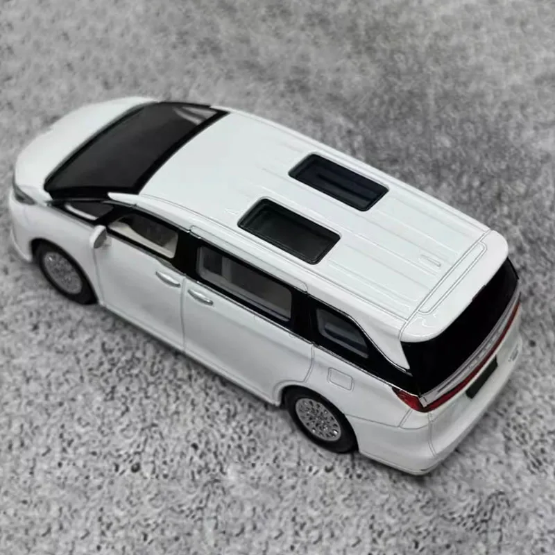 Lexus LM 500h 1/64 Diecast Model Collection 6 Lexus LM 500h 1/64 Diecast Model Collection - Image 6