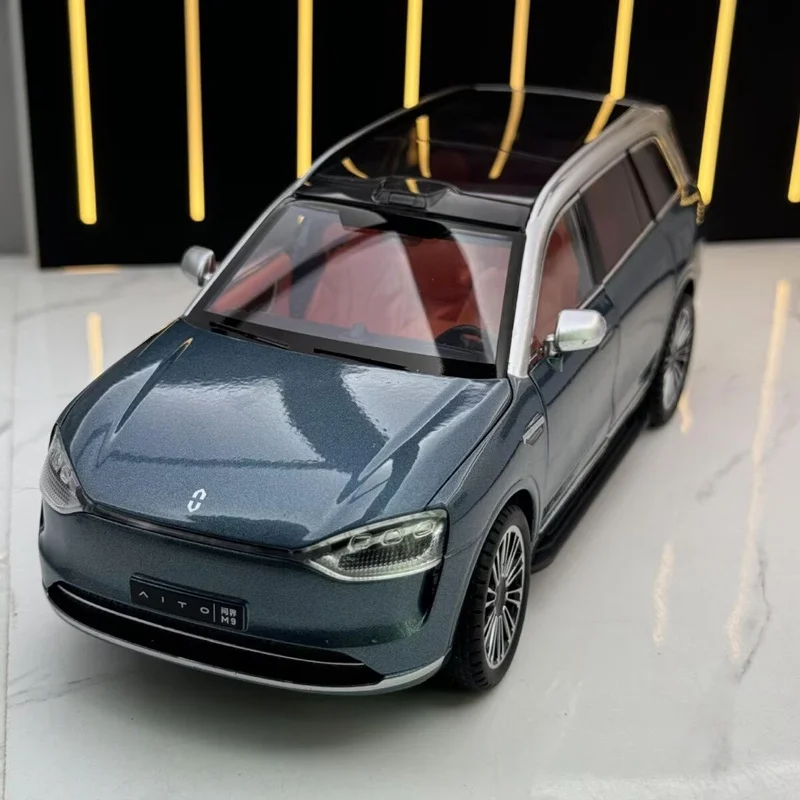 AITO M9 SUV Diecast Model 1/32 Scale 6 AITO M9 SUV Diecast Model 1/32 Scale - Image 6