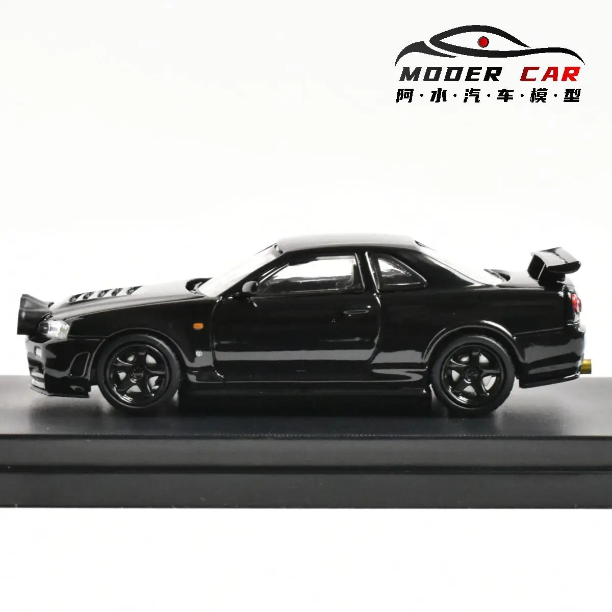 Street SW 1:64 Diecast Model Car in Silver/Black 4 Street SW 1:64 Diecast Model Car in Silver/Black - Image 4