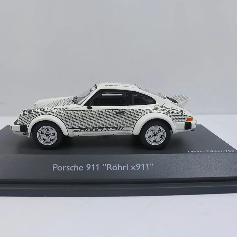 Porsche 911 Roadster 1:43 Scale Model 7 Porsche 911 Roadster 1:43 Scale Model - Image 7