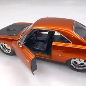 Vibrant 1:24 Diecast Plymouth Road Runner Model 9 Sb4deba3cf6db473b843cc46be4d99378Z