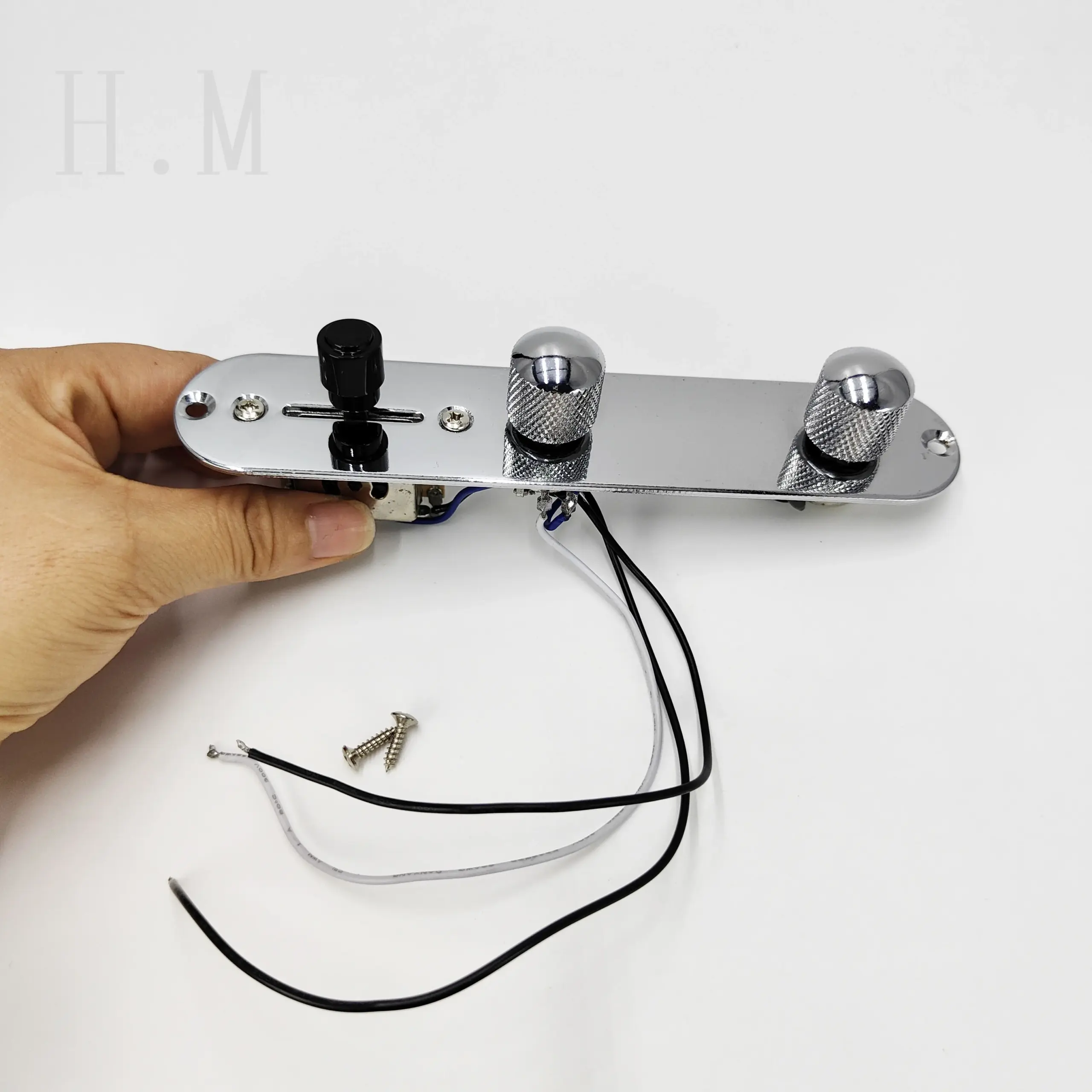 Telecaster Style Metal Control Plate with Knob 3 Telecaster Style Metal Control Plate with Knob - Image 3