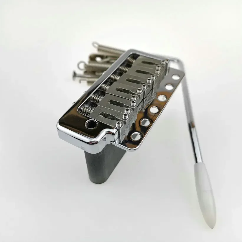Wilkinson WVP6 Chrome Silver Tremolo Bridge 3 Wilkinson WVP6 Chrome Silver Tremolo Bridge - Image 3