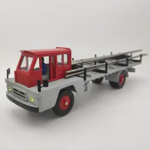 Vintage 1:43 Scale Diecast Truck Model 7 Sb6f45a8bd26348d190cd6efb4e2fcadcj