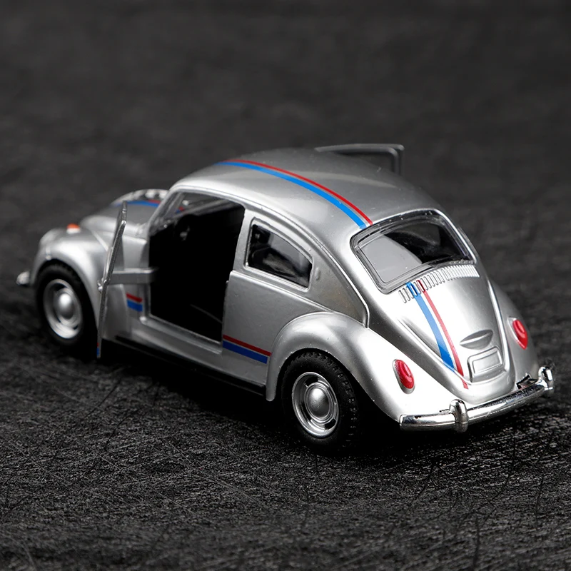 Silver Volkswagen Beetle 1:36 Scale Diecast Model 2 Silver Volkswagen Beetle 1:36 Scale Diecast Model - Image 2