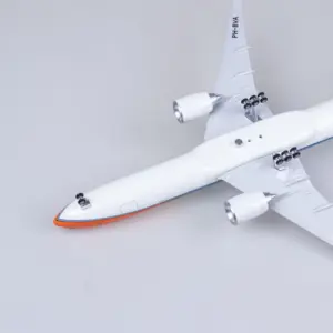 Resin Boeing 777 Model 1/157 Scale with LED Light 11 Sb7e9bf4ed4e74454b0e872ce760cad50T