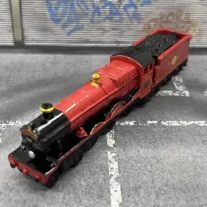 Hogwarts Express Diecast Model 1:64 Scale 6 Sb98c16102fb74a13a8bfd4149c0ca8c22