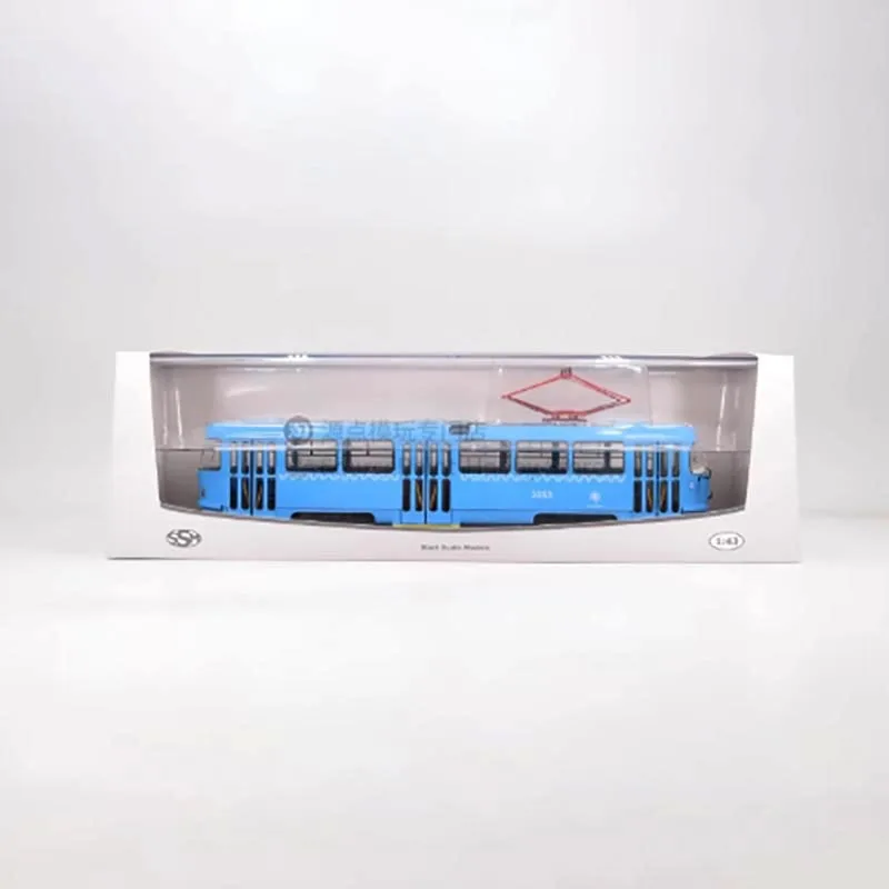 TATRA-T3SU Diecast Tram Model 1:43 Scale 6 TATRA-T3SU Diecast Tram Model 1:43 Scale - Image 6