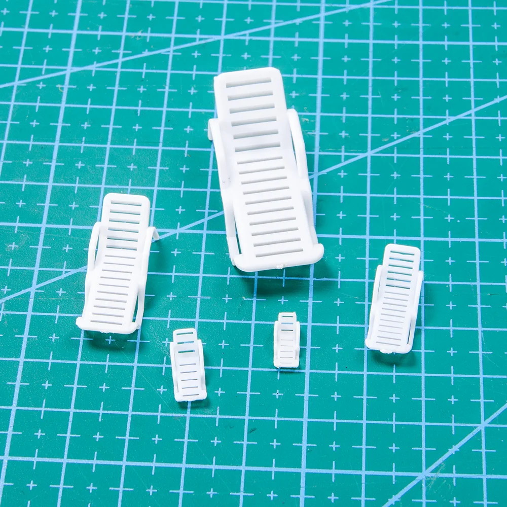 Miniature Beach Chairs Set for Dioramas 4 Miniature Beach Chairs Set for Dioramas - Image 4