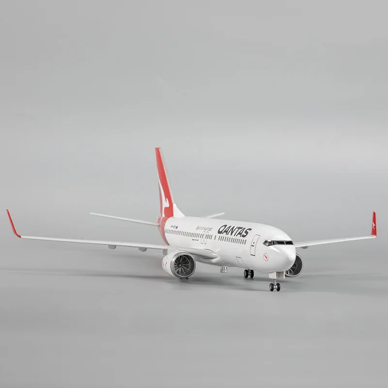 Qantas B737 Model Aircraft 47cm with LED Options 3 Qantas B737 Model Aircraft 47cm with LED Options - Image 3