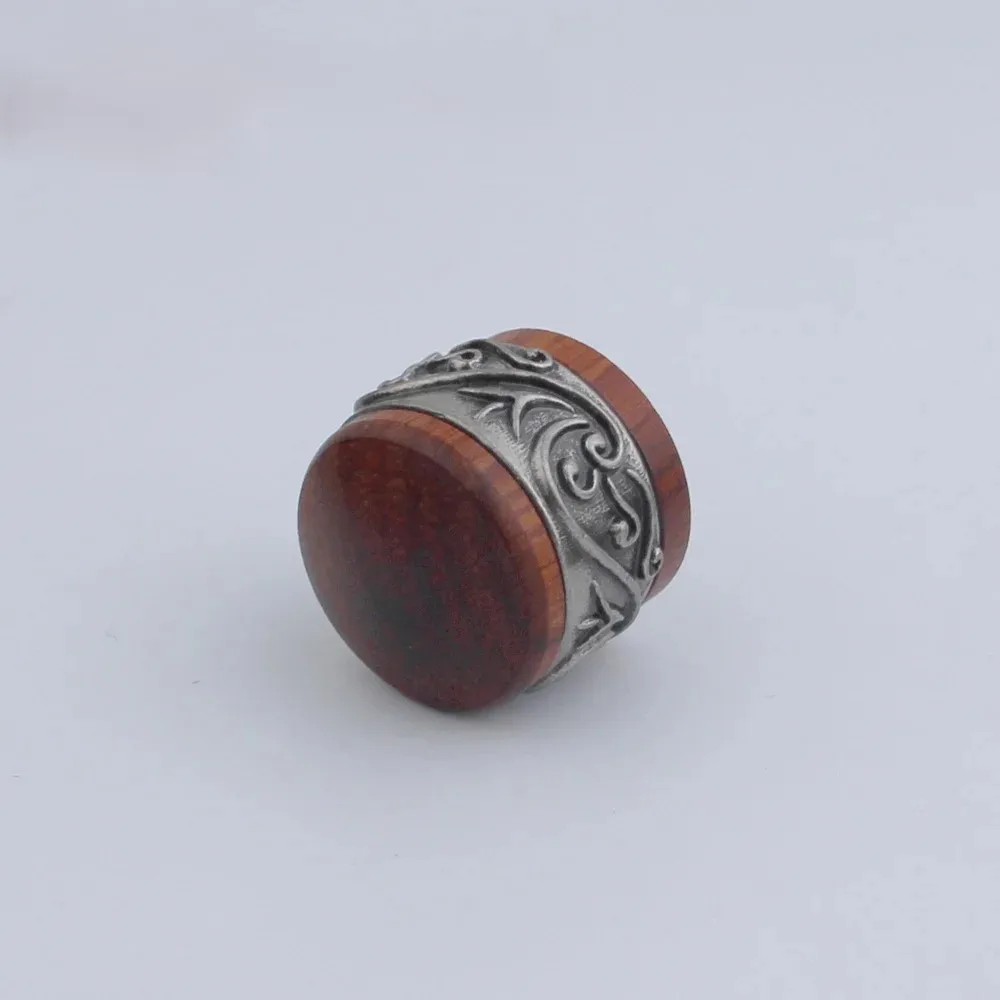 Vintage Wooden & Metal Guitar Potentiometer Knob 5 Vintage Wooden & Metal Guitar Potentiometer Knob - Image 5