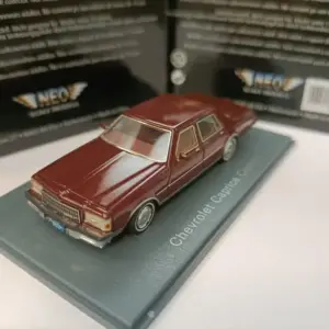 Chevrolet Caprice Classic 1:87 Diecast Model 9 Sbde8376225684546b974cce1dd8bec06o