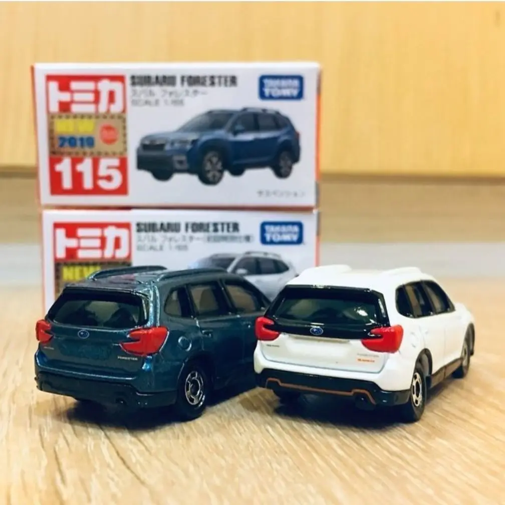 Subaru Forester 1:64 Scale Diecast Model in Blue or White 3 Subaru Forester 1:64 Scale Diecast Model in Blue or White - Image 3