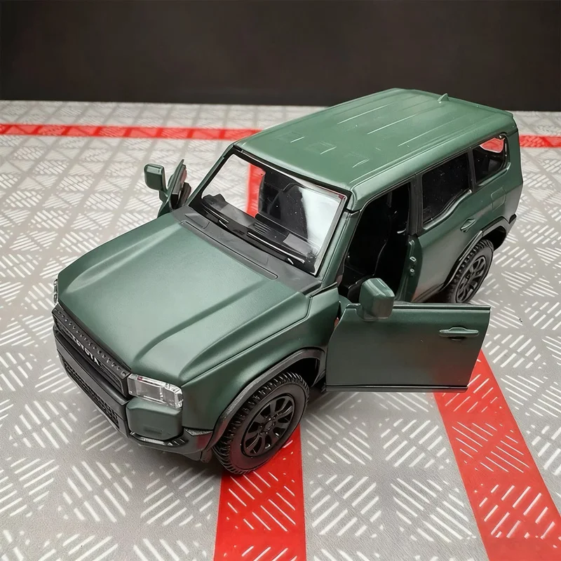 Green 1:36 Toyota Prado LC250 Diecast Model 4 Green 1:36 Toyota Prado LC250 Diecast Model - Image 4