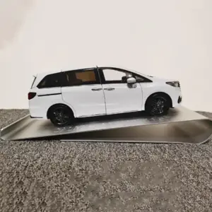 1:18 Scale Odyssey Hybrid 2022 Diecast Model 10 Sbe94b05a1144497aaffb2a1002c53101T