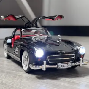 1:18 Mercedes-Benz 300SL Diecast Model 11 Sbea23f9d24e94e8ea4aa5792d5bfee2e8