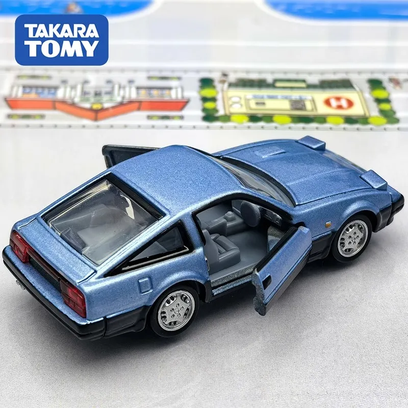 Takara Tomy Nissan Fairlady Z (Z31) Diecast Mini Car 4 Takara Tomy Nissan Fairlady Z (Z31) Diecast Mini Car - Image 4