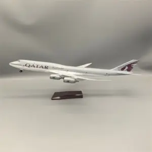 Qatar Airways Boeing 747-8 Model 1/150 Scale 13 Sbf74ec04e3254054b9dce66e232ff6eeS