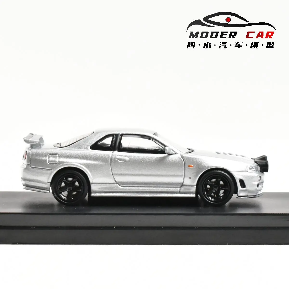 Street SW 1:64 Diecast Model Car in Silver/Black 5 Street SW 1:64 Diecast Model Car in Silver/Black - Image 5