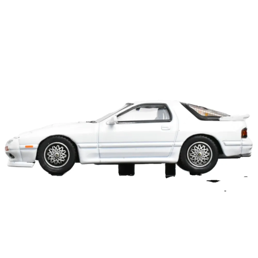 Mazda Infini 1:64 Diecast Model in White 5 Mazda Infini 1:64 Diecast Model in White - Image 5