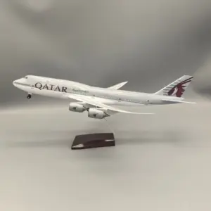 Qatar Airways Boeing 747-8 Model 1/150 Scale 10 Sc12c75dbba3a4589a319f9e3582c03c1k