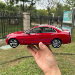 Mercedes-Benz C200 1:18 Diecast Model by NOREV 10 Sc1a1622ddf894c258b7445bd05a59a37n