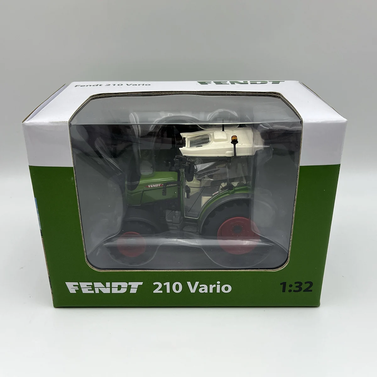FENDT 210 V Vario Diecast Model 1:32 Scale 2 FENDT 210 V Vario Diecast Model 1:32 Scale - Image 2
