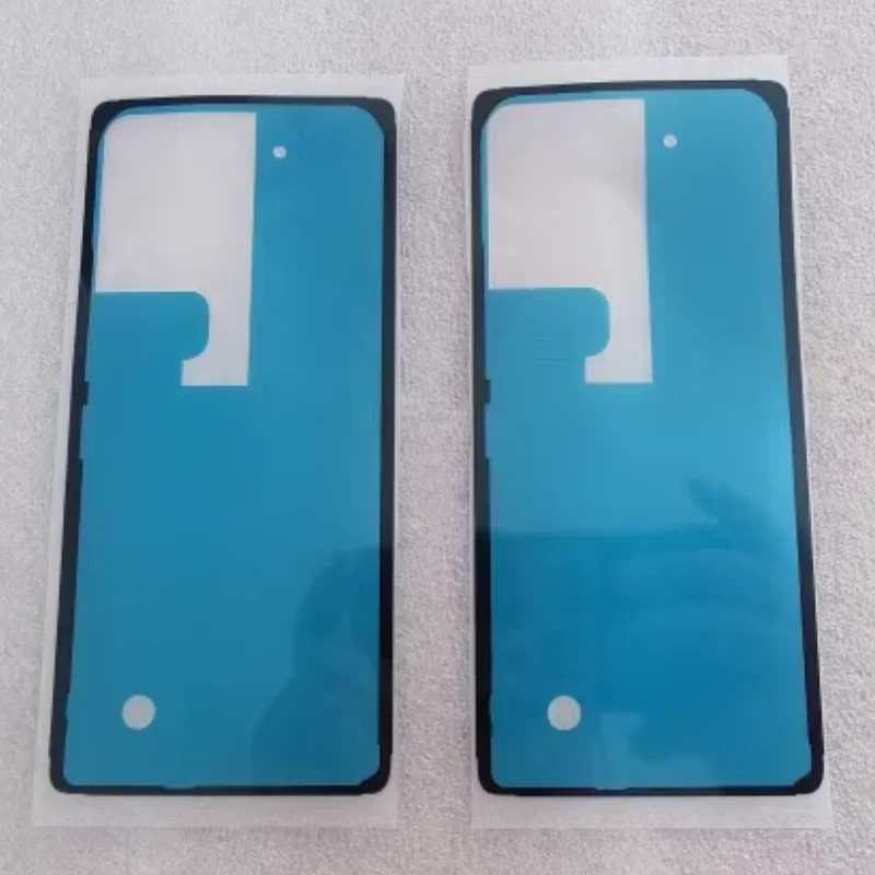 Motorola Moto X40 Rear Glass Cover Replacement 4 Motorola Moto X40 Rear Glass Cover Replacement - Image 4