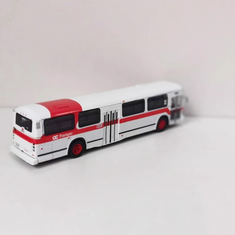 Vintage 1/87 Scale Diecast Bus Model 5 Vintage 1/87 Scale Diecast Bus Model - Image 5