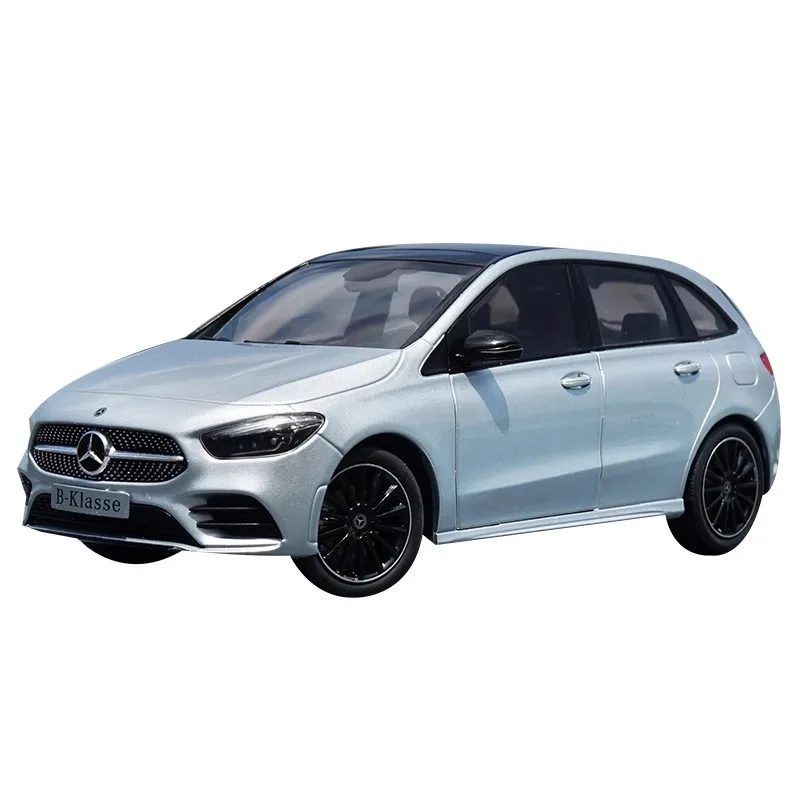 Mercedes-Benz B-Class MPV 1:18 Diecast Model in Silver or Black 3 Mercedes-Benz B-Class MPV 1:18 Diecast Model in Silver or Black - Image 3