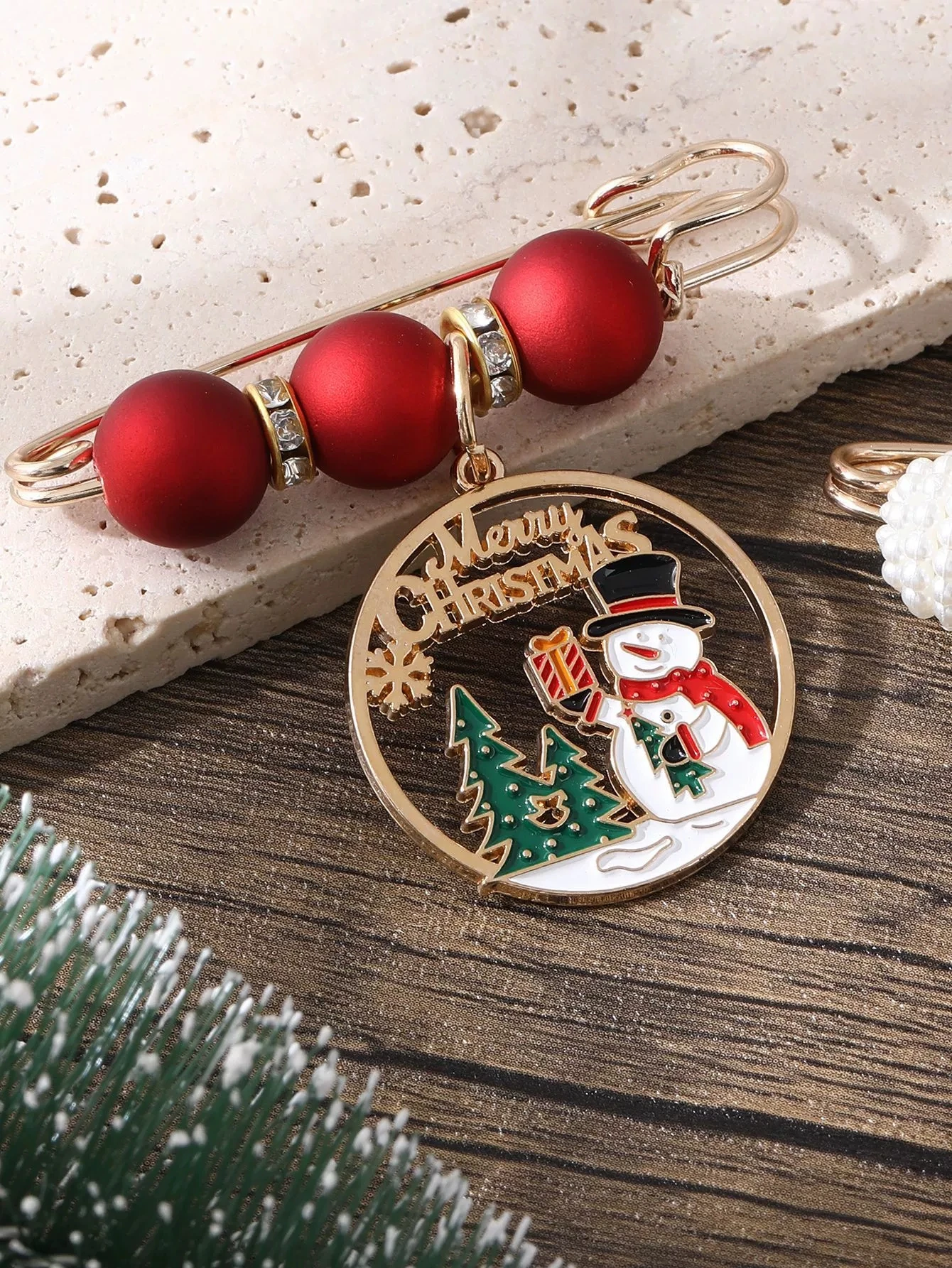 Festive Santa Brooch with Beads and Rhinestones 6 Festive Santa Brooch with Beads and Rhinestones - Image 6