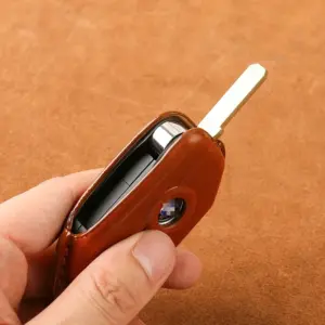 BMW Motorcycle Key Cover - Premium Leather Design 13 Sc2cf9e3994a841af89dbbd37680a7452r
