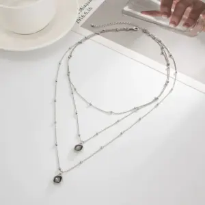Multilayer Shiny Rhinestone Necklace for Women 8 Sc3038f3df18c42658bd8ceb04f25cac26