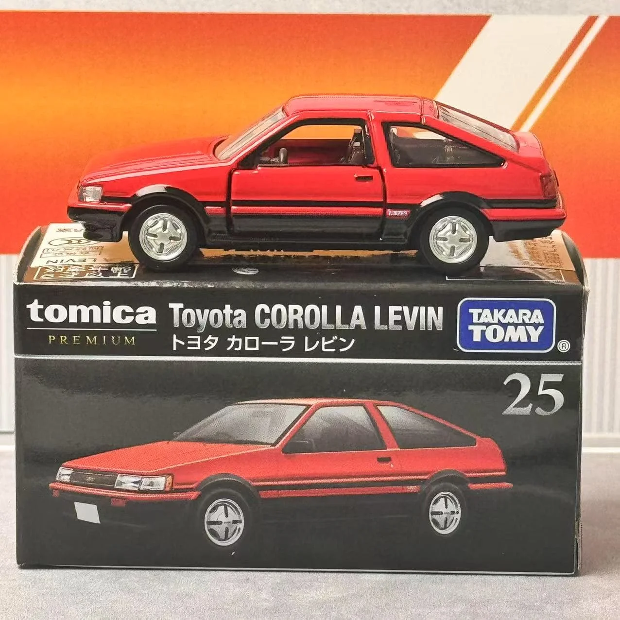 Takara Tomy Toyota Corolla Levin Model 1:64 Red 3 Takara Tomy Toyota Corolla Levin Model 1:64 Red - Image 3