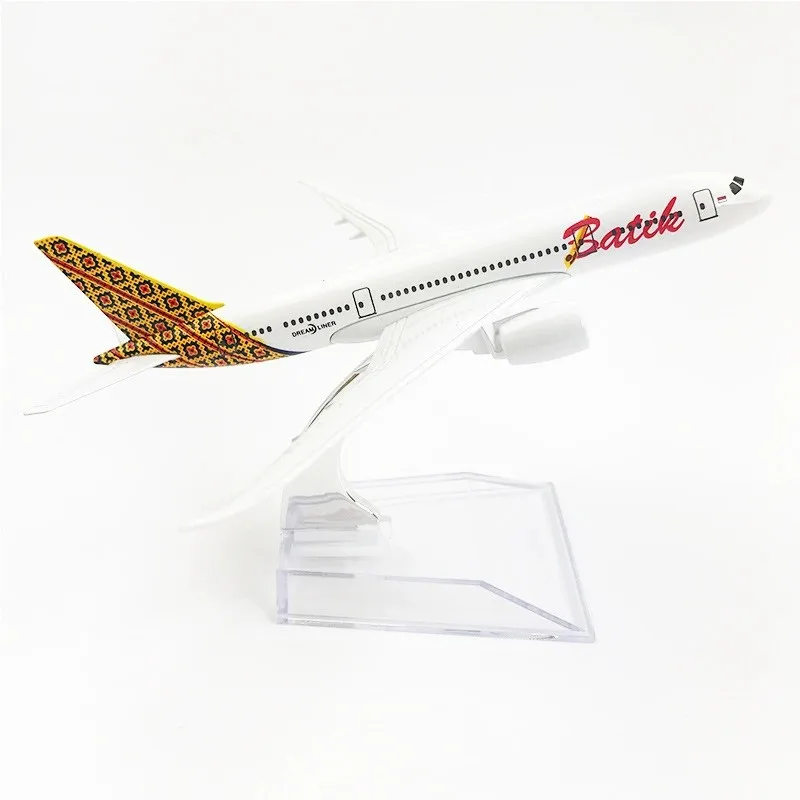 Batik Air B787 Model - 16cm Alloy Resin Display 2 Batik Air B787 Model - 16cm Alloy Resin Display - Image 2