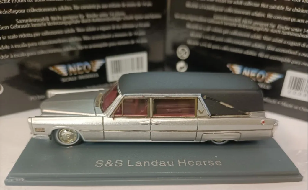 Cadillac S&S Landau Hearse Diecast Model 1:87 2 Cadillac S&S Landau Hearse Diecast Model 1:87 - Image 2