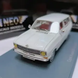 Vintage 1971 Opel Kadett B Caravan Diecast Model 7 Sc4cd9eb94ef340b9b0fd15a24714d4e50