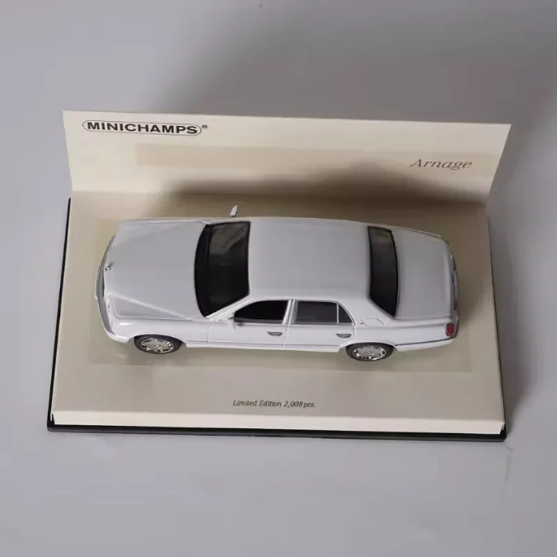 1:43 Scale 2005 Arnage Diecast Model 4 1:43 Scale 2005 Arnage Diecast Model - Image 4