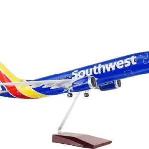 Southwest Airlines Boeing 737 Model Plane 1/85 7 Sc7f9d7e47f744ae4b562a81b73769cdcz