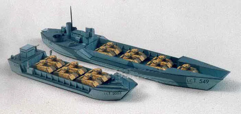Husky Transport Ship 1/400 Paper Model 2 Husky Transport Ship 1/400 Paper Model - Image 2