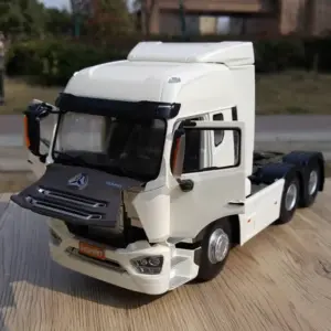 Detailed 1/24 CNHTC HOHAN N7X Truck Model 10 Sc9a2639cb1a5463fb4f04c7ba8089c7fi