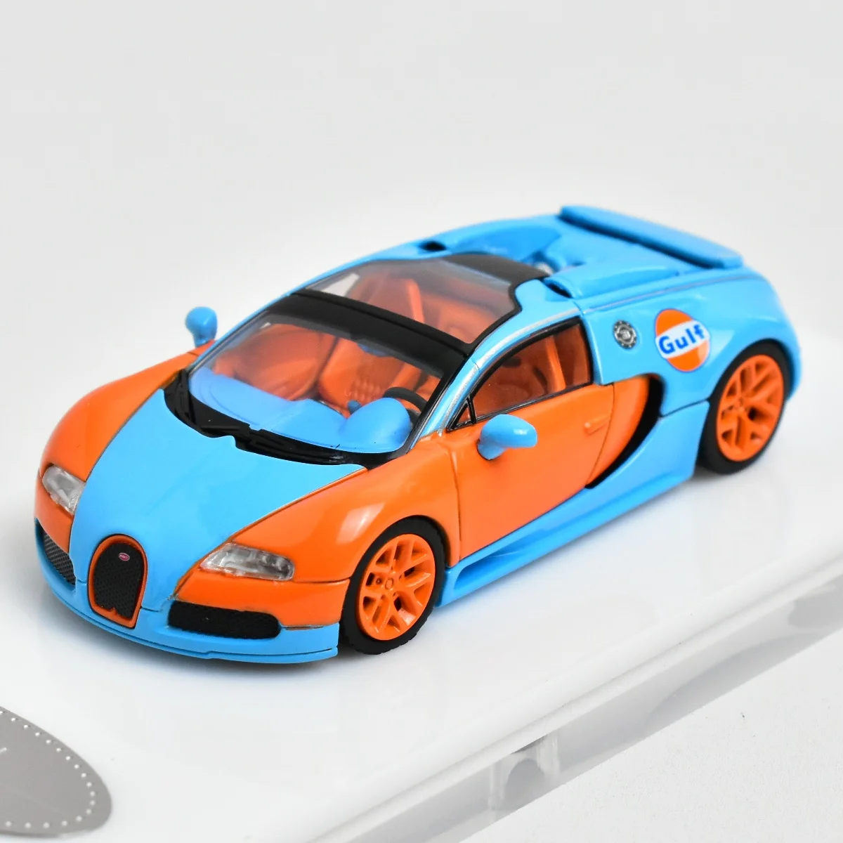 Veyron Super Sport 1:64 Diecast Model 8 Veyron Super Sport 1:64 Diecast Model - Image 8