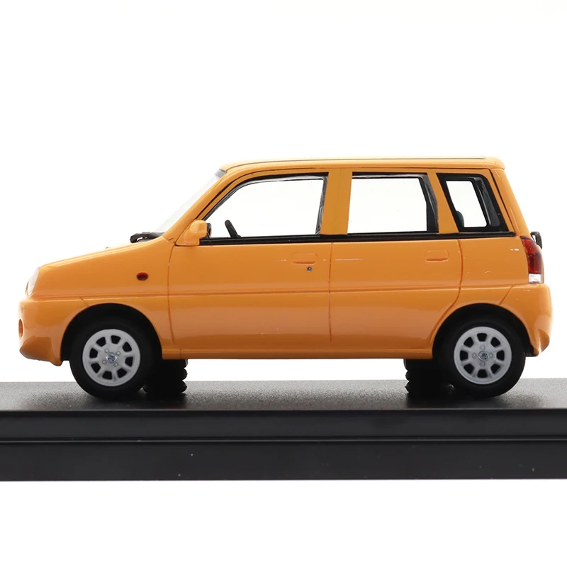 Subaru Pleo 1:43 Resin Model Car 4 Subaru Pleo 1:43 Resin Model Car - Image 4