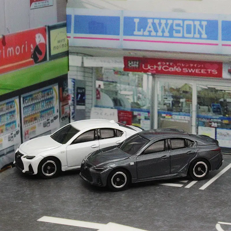 1:64 Lexus IS 350 F SPORT Diecast Replica 2 1:64 Lexus IS 350 F SPORT Diecast Replica - Image 2