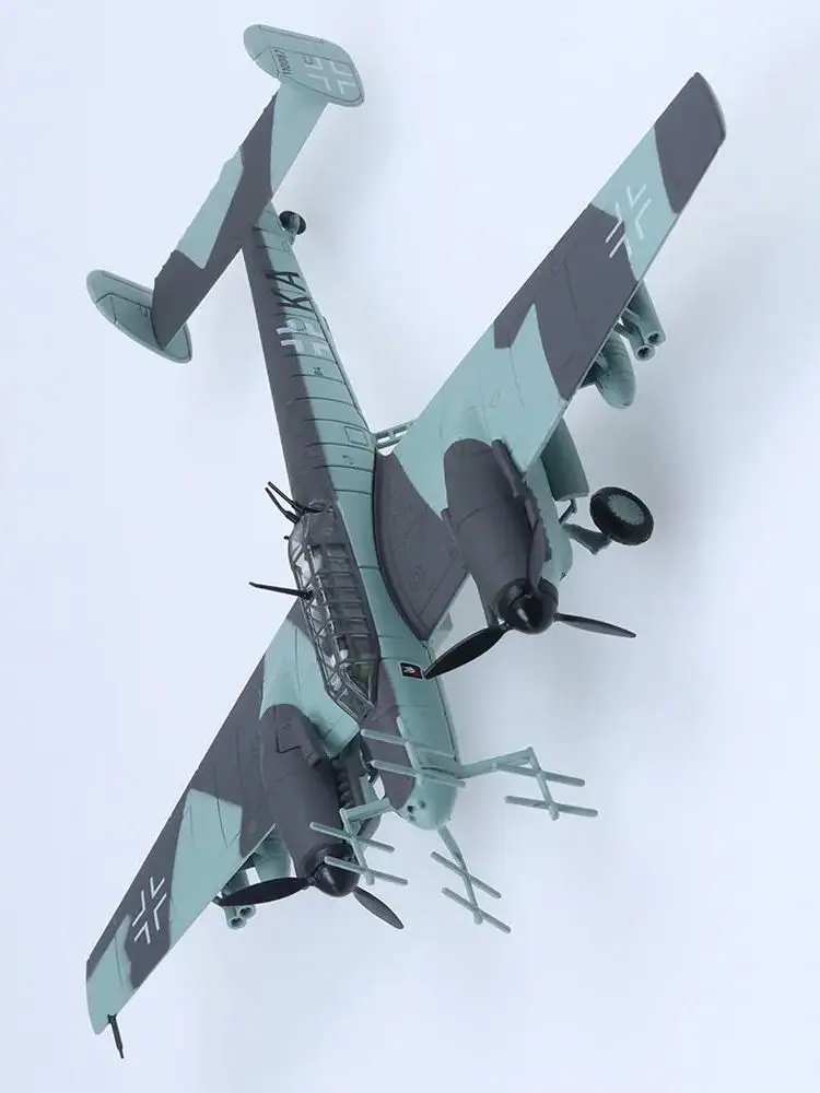 1/100 Scale BF-110 Fighter Model for Collection 7 1/100 Scale BF-110 Fighter Model for Collection - Image 7